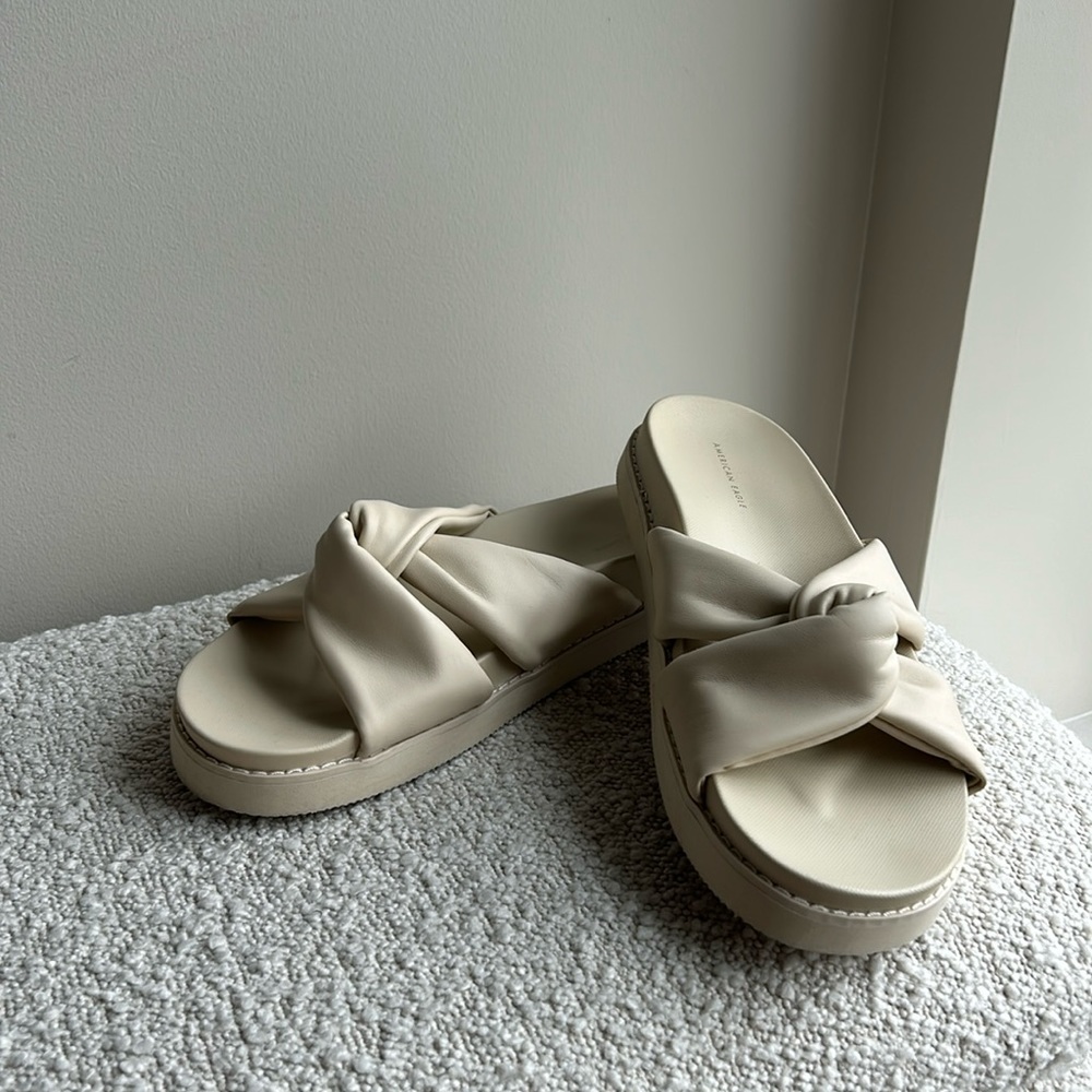 LIKE NEW American Eagle sandals